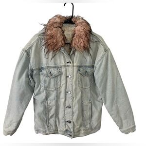 American Eagle Outfitters Light Blue Denim Jacket with Faux Fur Collar